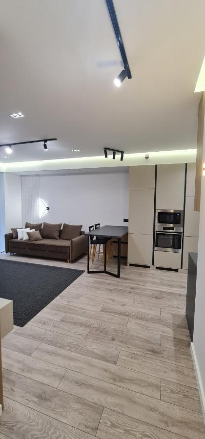 Oasis-Rent Apartment Chisinau Bagian luar foto
