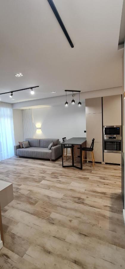 Oasis-Rent Apartment Chisinau Bagian luar foto