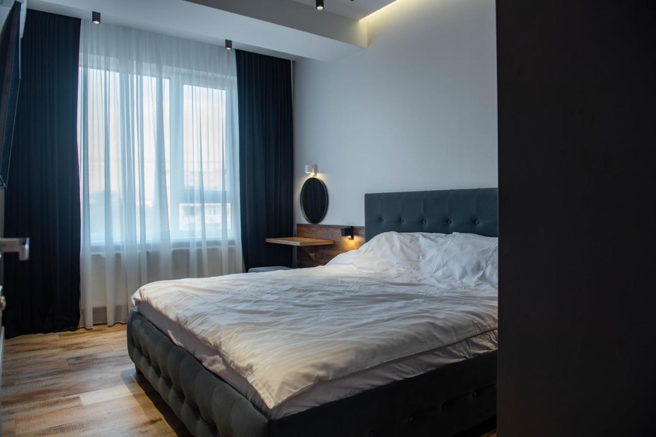 Oasis-Rent Apartment Chisinau Bagian luar foto